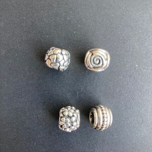 Pandora beads (4)